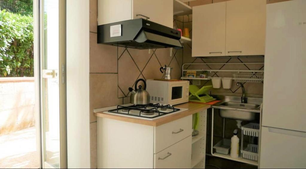 House With Garden And Parking Space In Mergellina Napoli Ngoại thất bức ảnh