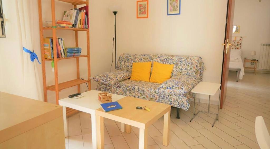 House With Garden And Parking Space In Mergellina Napoli Ngoại thất bức ảnh
